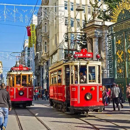 Comfortable 2 Bedroom For 5 People At Taksim Apartment Istanbul