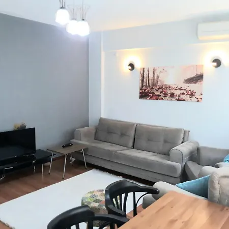 Comfortable 2 Bedroom For 5 People At Taksim Istanbul